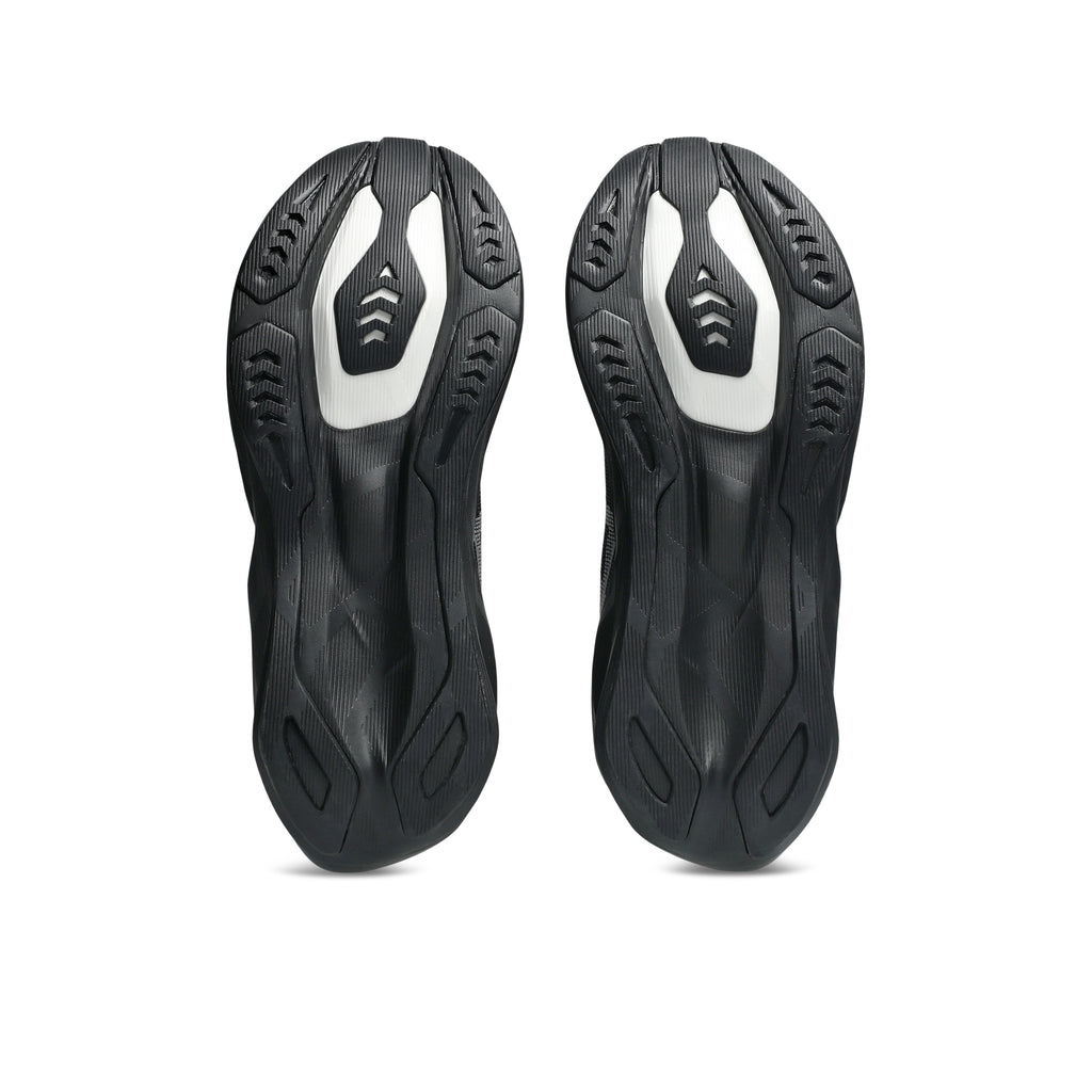 ASICS Men's Novablast 6 002 Black/Black outsole