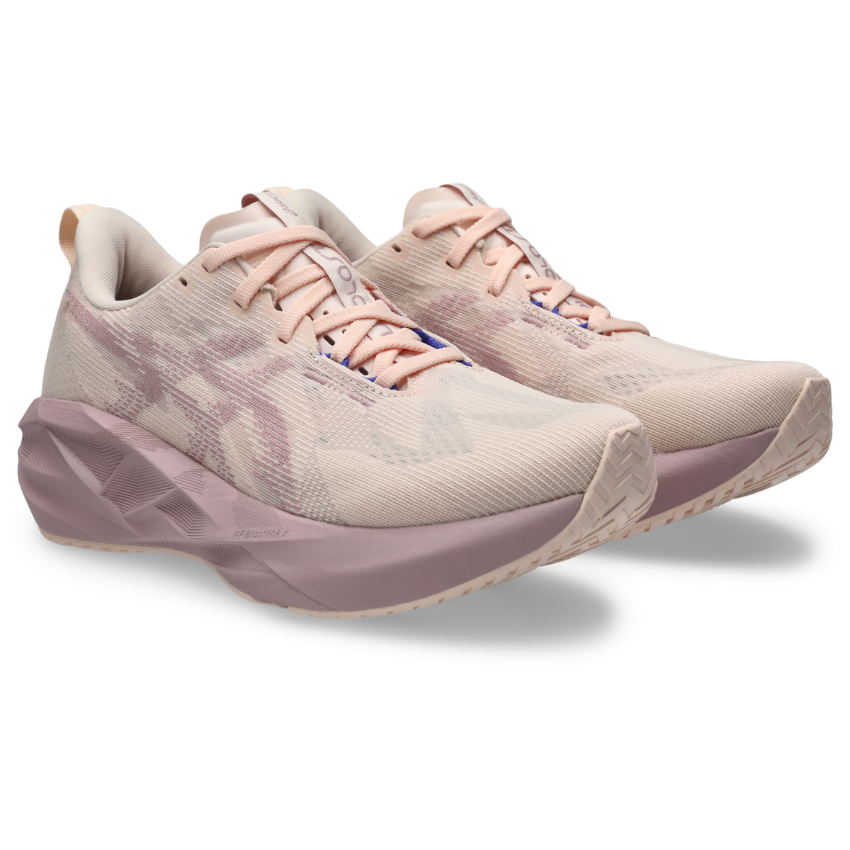 ASICS Women's Novablast 5 702 PearlPink/Morganite detail