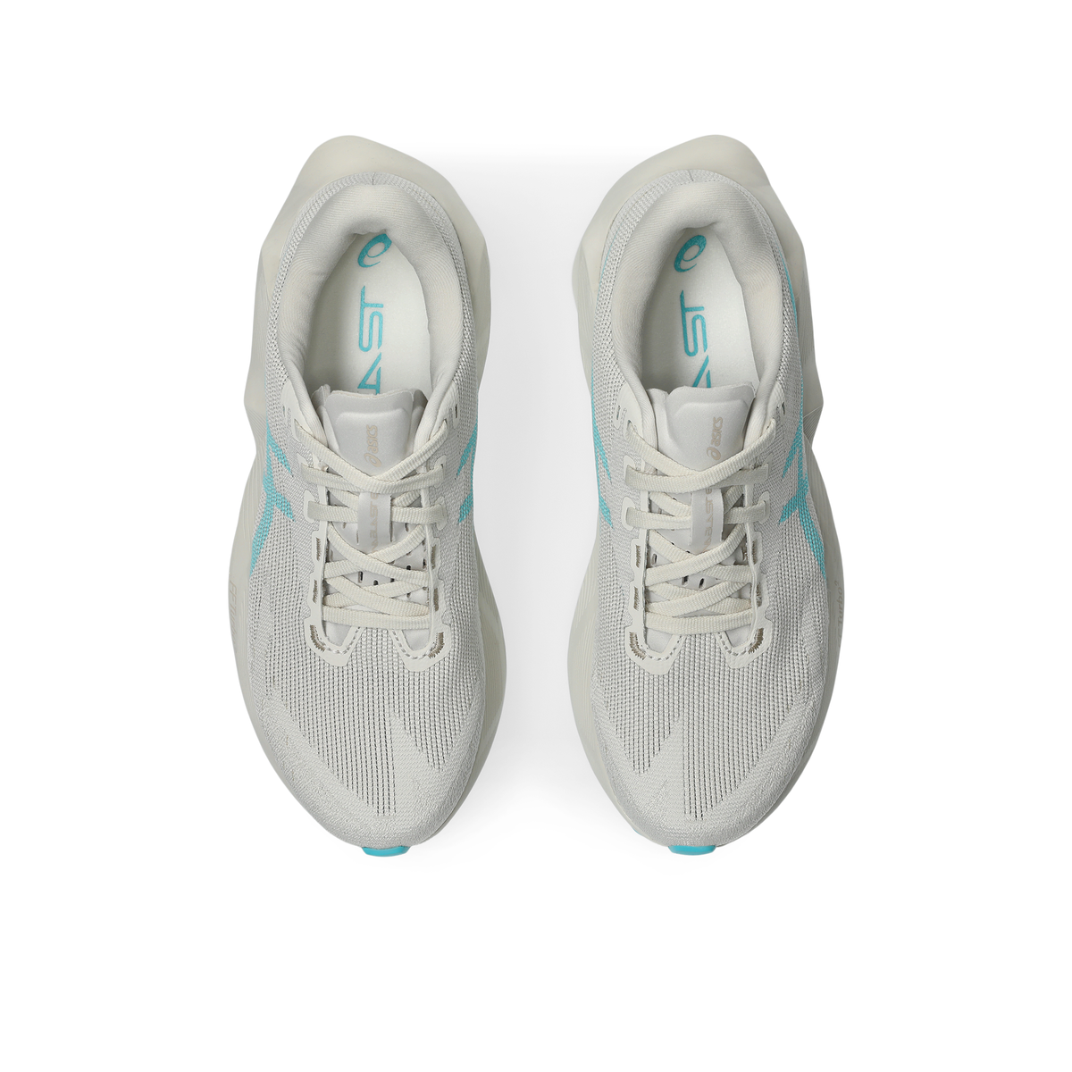 ASICS Women's Novablast 6 250 SoftOat/EnergyAqua top