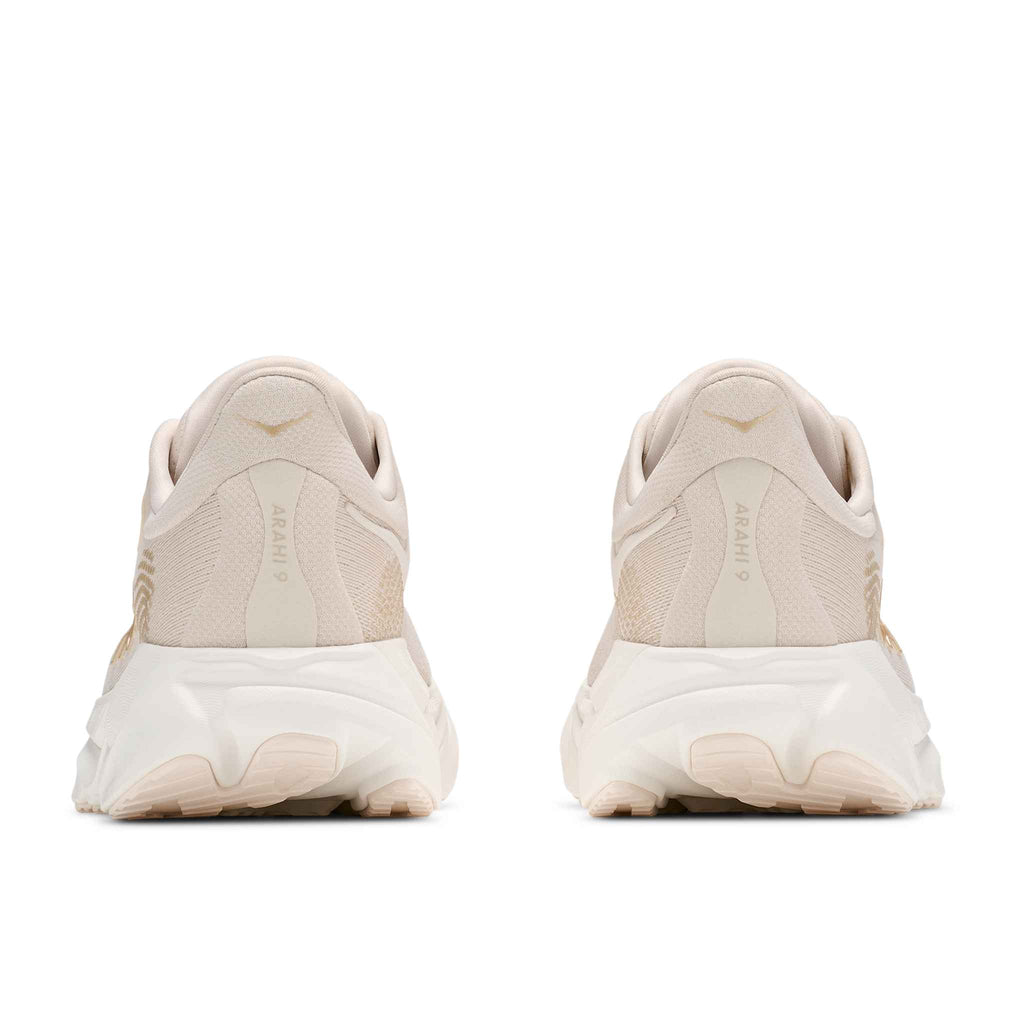 Hoka Women's Arahi 9 ALK Alabaster/OatMilk top