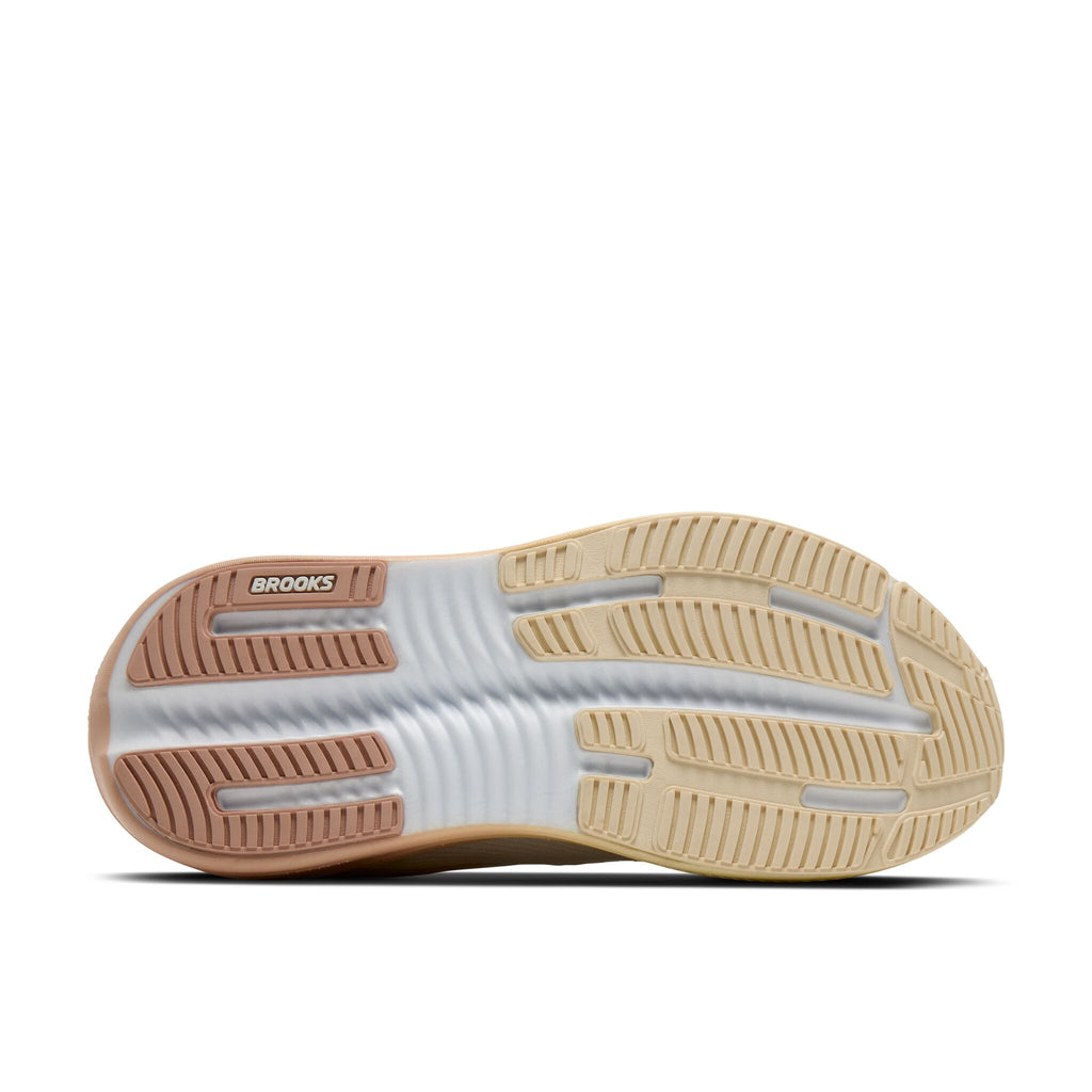 Women's Ghost Max 4 173 White/Rose/Rutabaga outsole