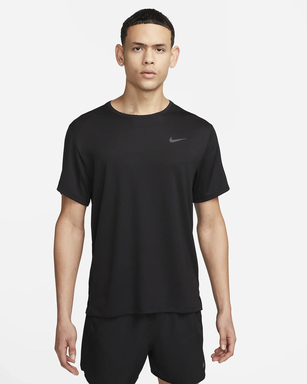 Nike Men's Dri-FIT UV Miler Short-Sleeve Running Top 010 Black/Reflective Silver