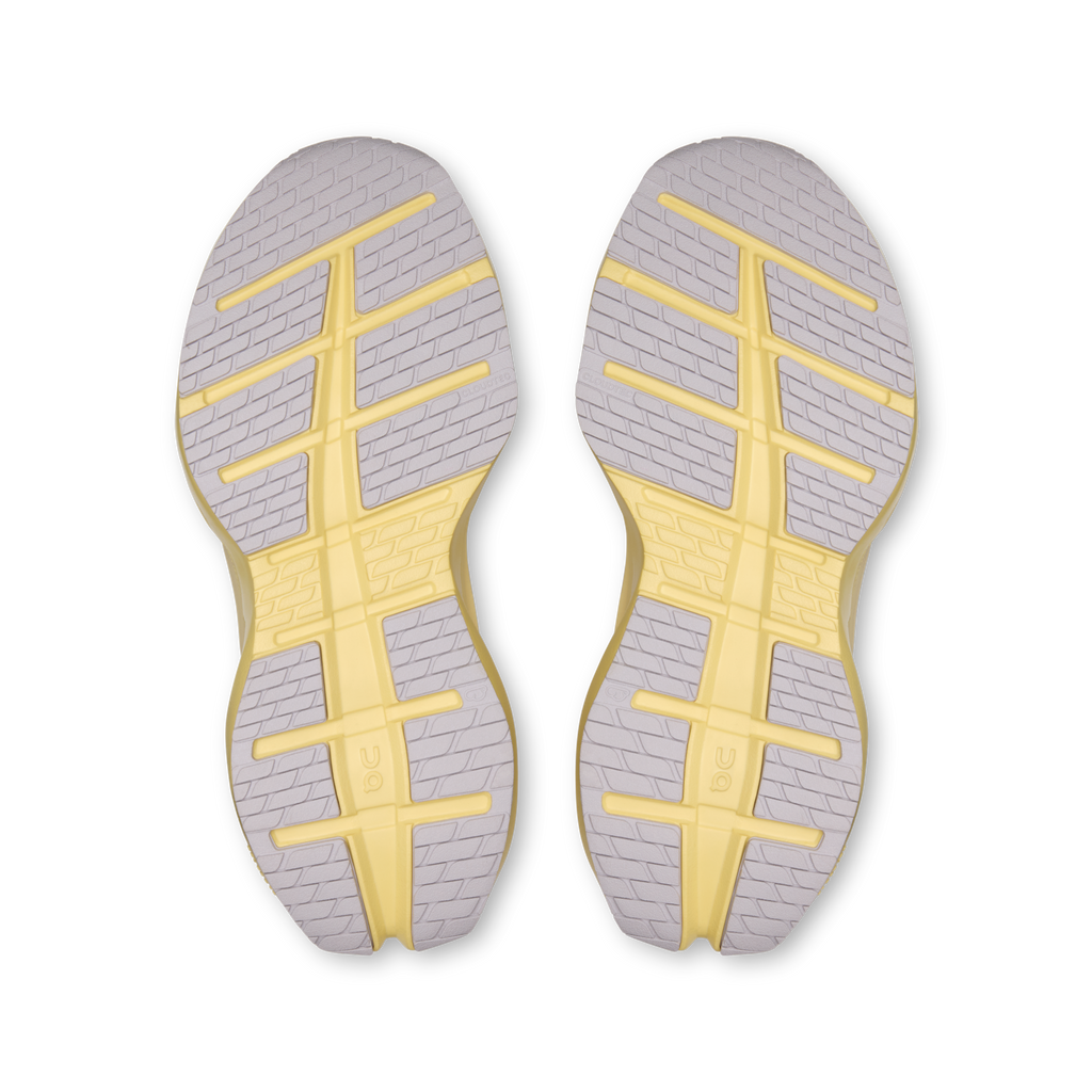 On Running Women's Cloudrunner 3 Max 5065 Ivory/Dijon outsole