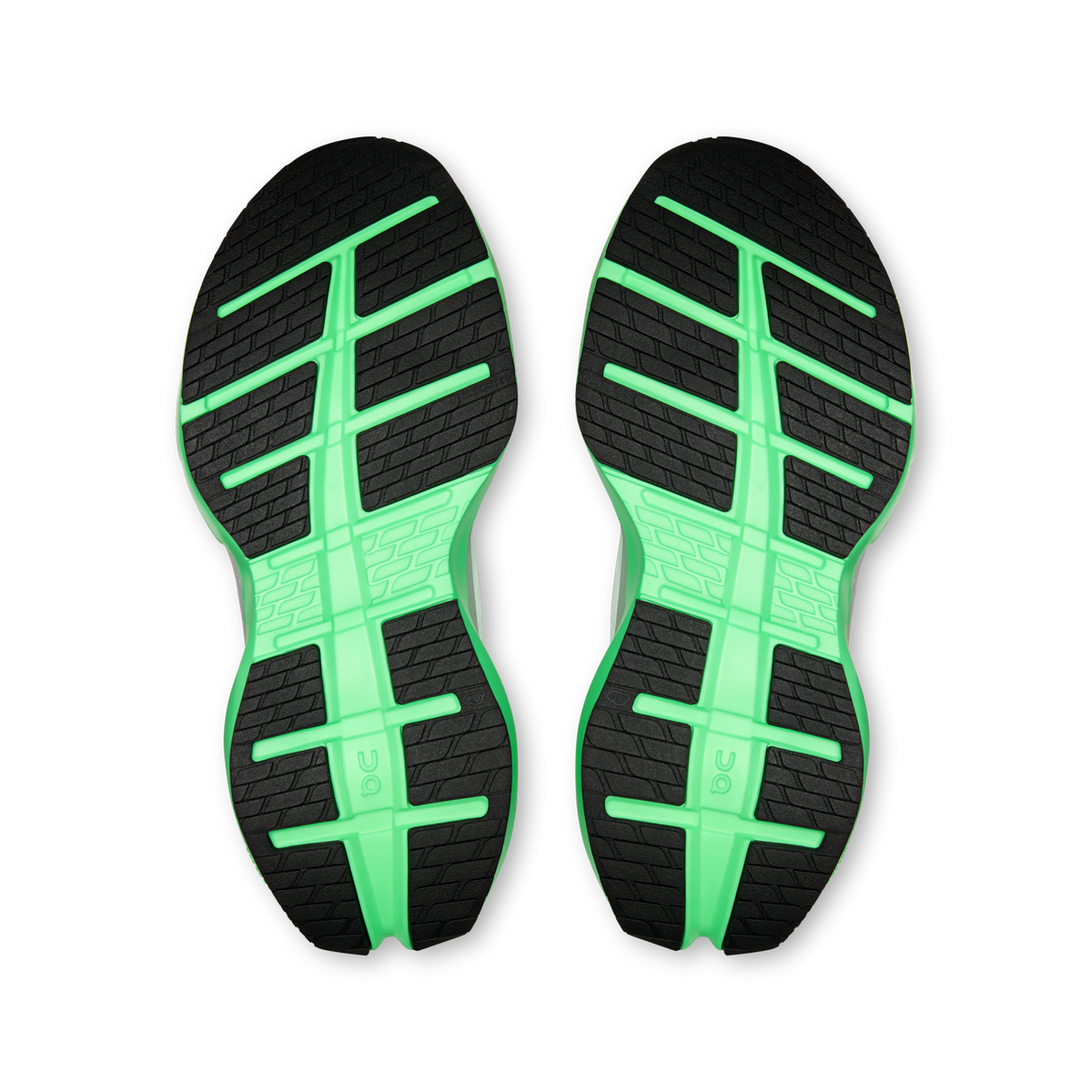 On Running Women's Cloudrunner 3 Max 5363 White/Verdite outsole