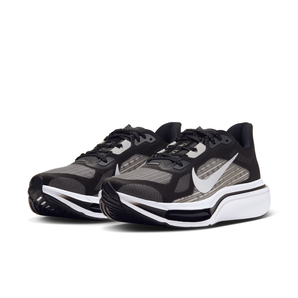 Women's Pegasus Plus 2 002 Black/White-SmokeGrey pair angle