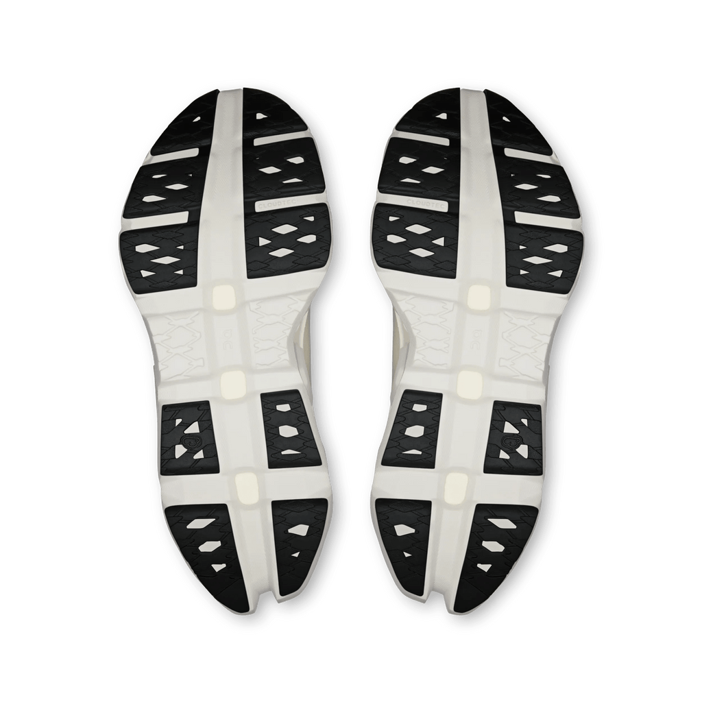 On Running Women's Cloudmonster 3 Hyper 1430 Black/Ivory outsole