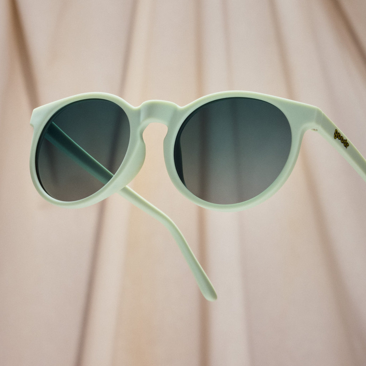 goodr Circle G Incognito Plant Parent medial