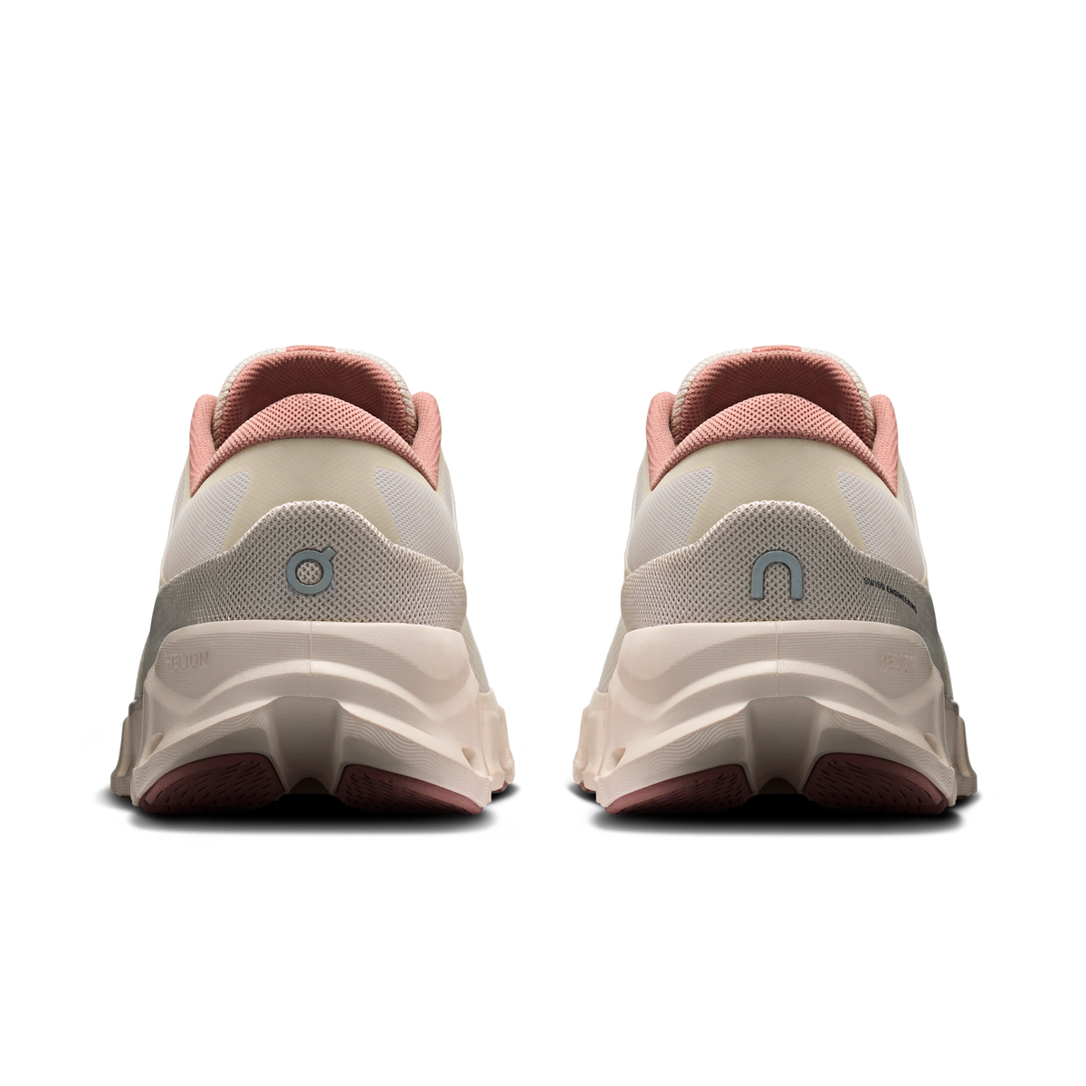 On Running Women's Cloud X 5 6221 Pearl/Oyster heel