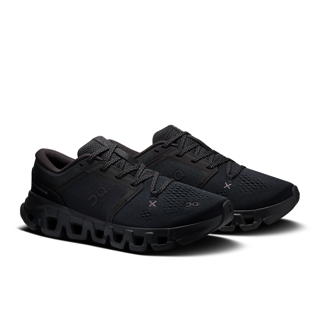 On Running Women's Cloud X 5 1043 Black/Black pair angle