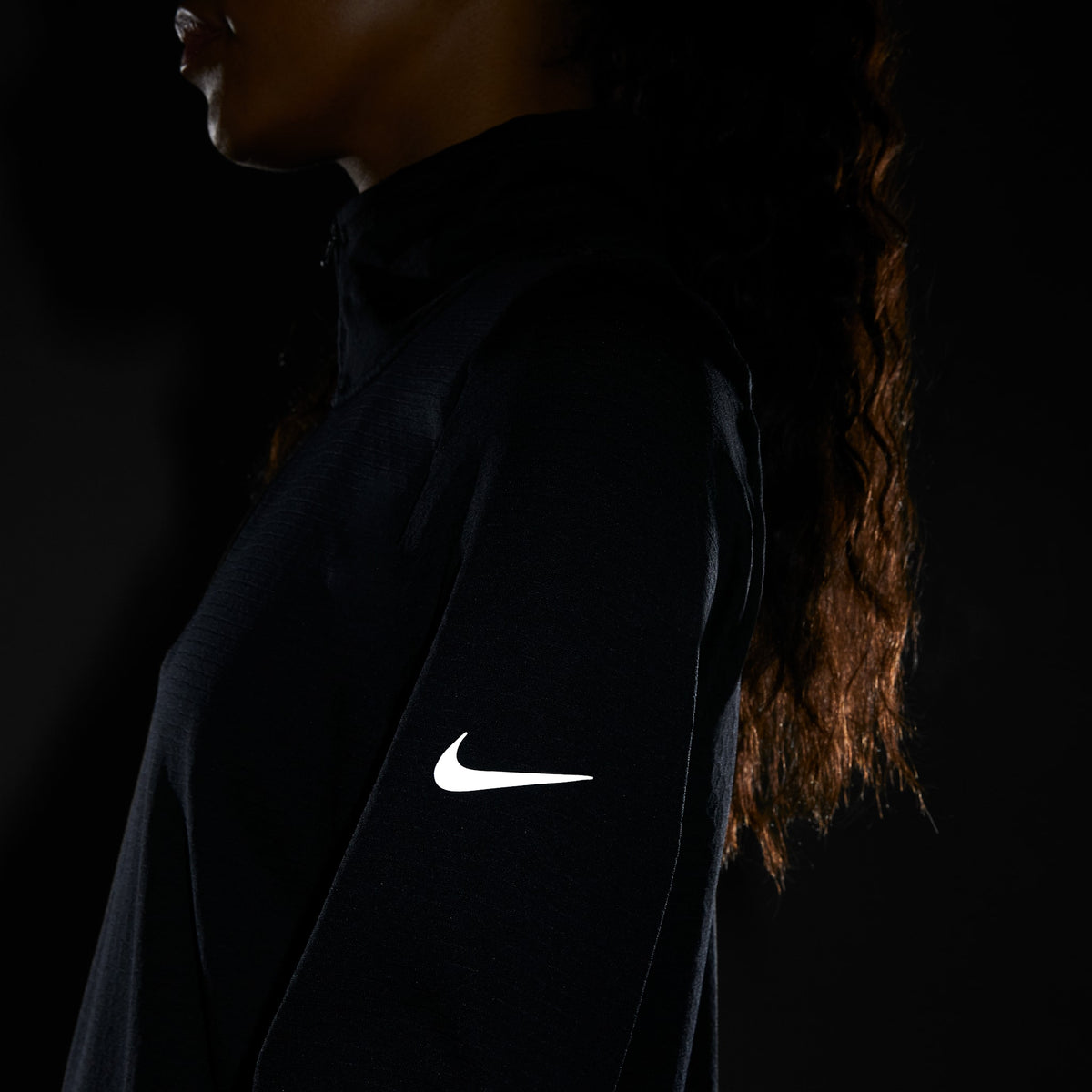 Nike Women's Therma-FIT Element 1/2 Zip 010 Black detail