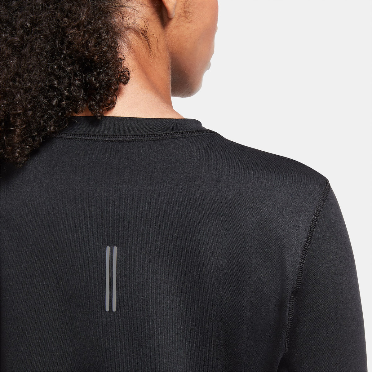 WOMAN'S DRI FIT Long Sleeve 010 Black/Black heel