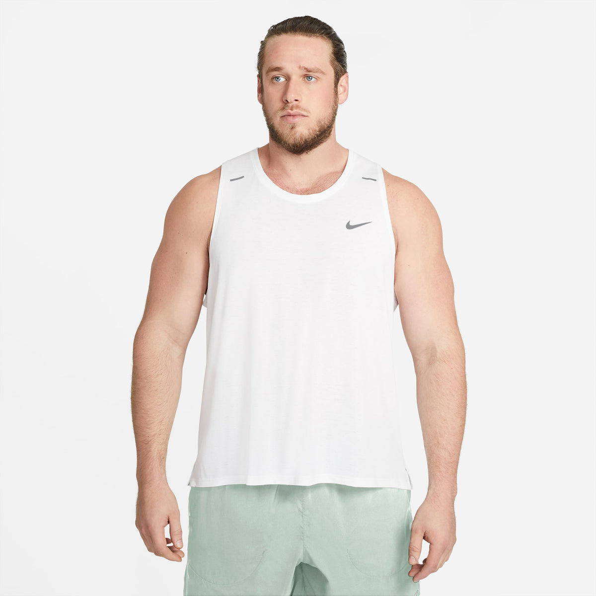Nike Men's white tank 100 White/Silver detail