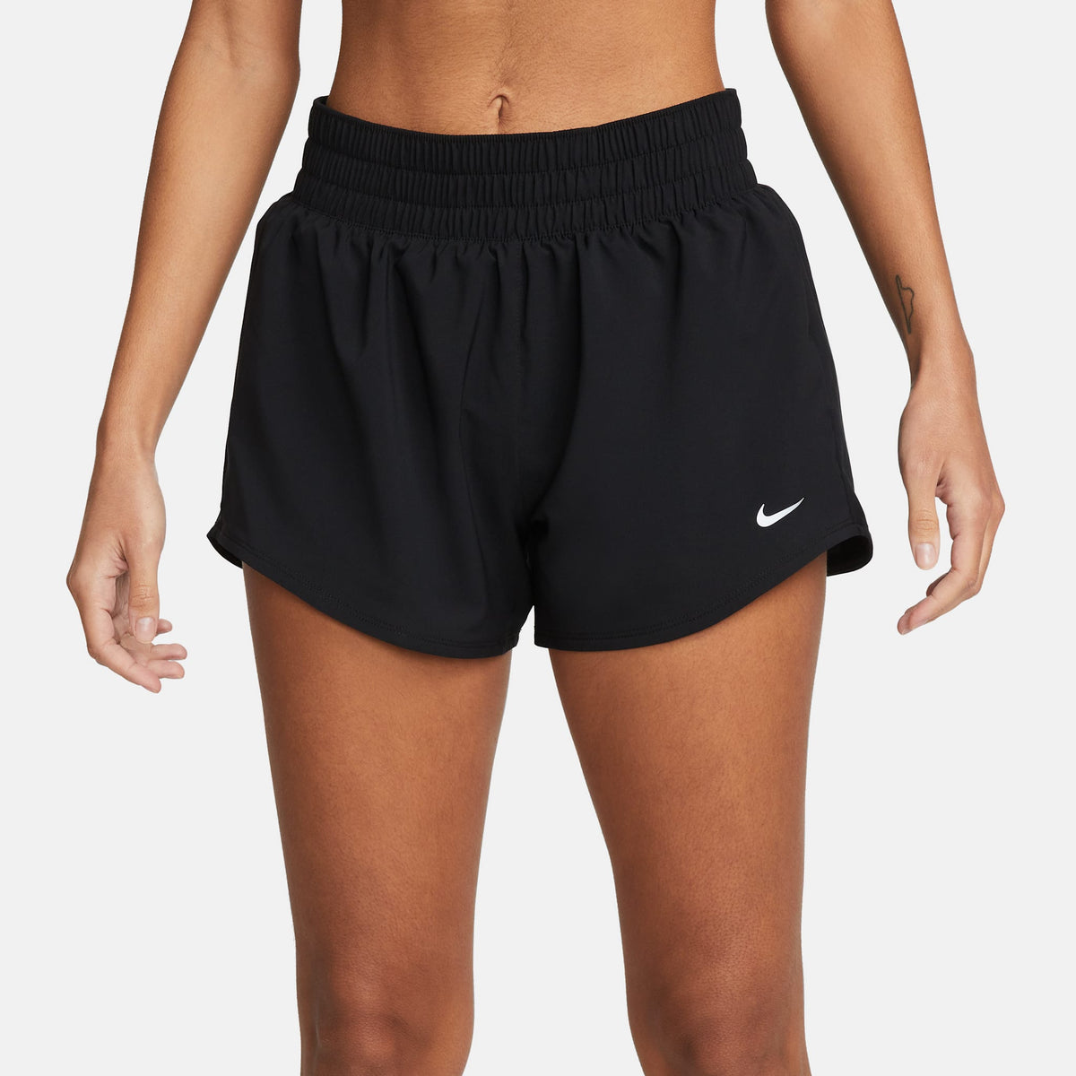 Nike Women's Dri-Fit Mid-Rise 3" Brief-Lined Shorts 010 Black/Reflective Silver outsole