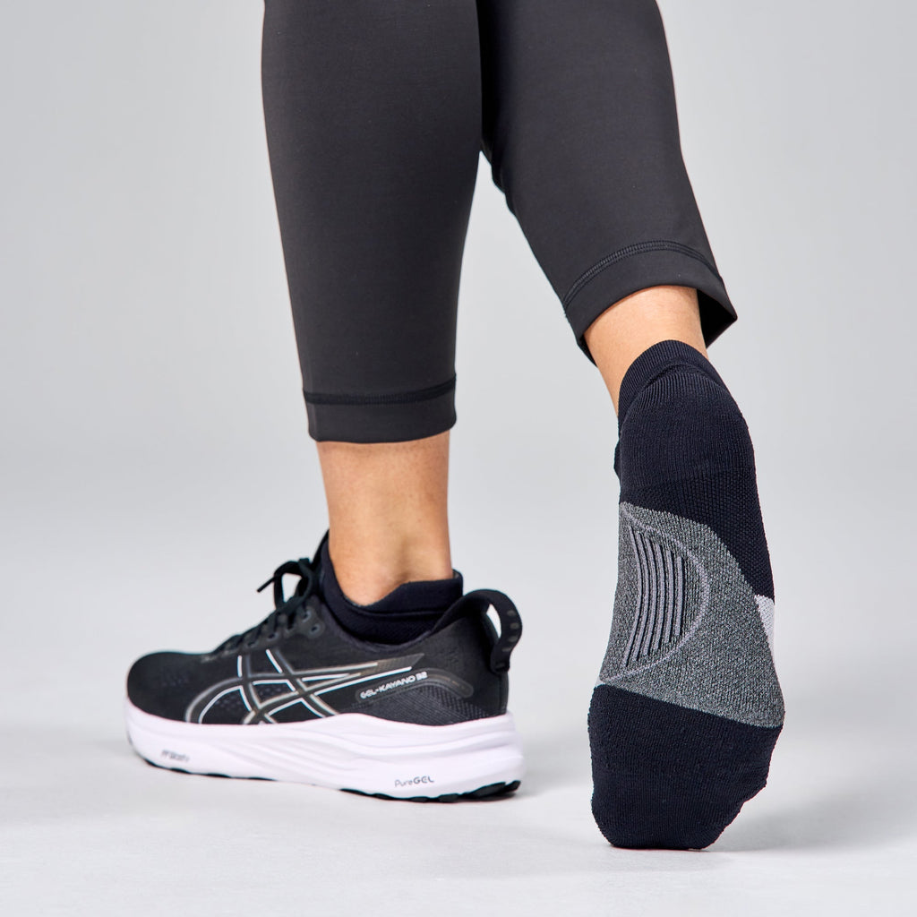 Feetures! Elite Light Cushion Black heel