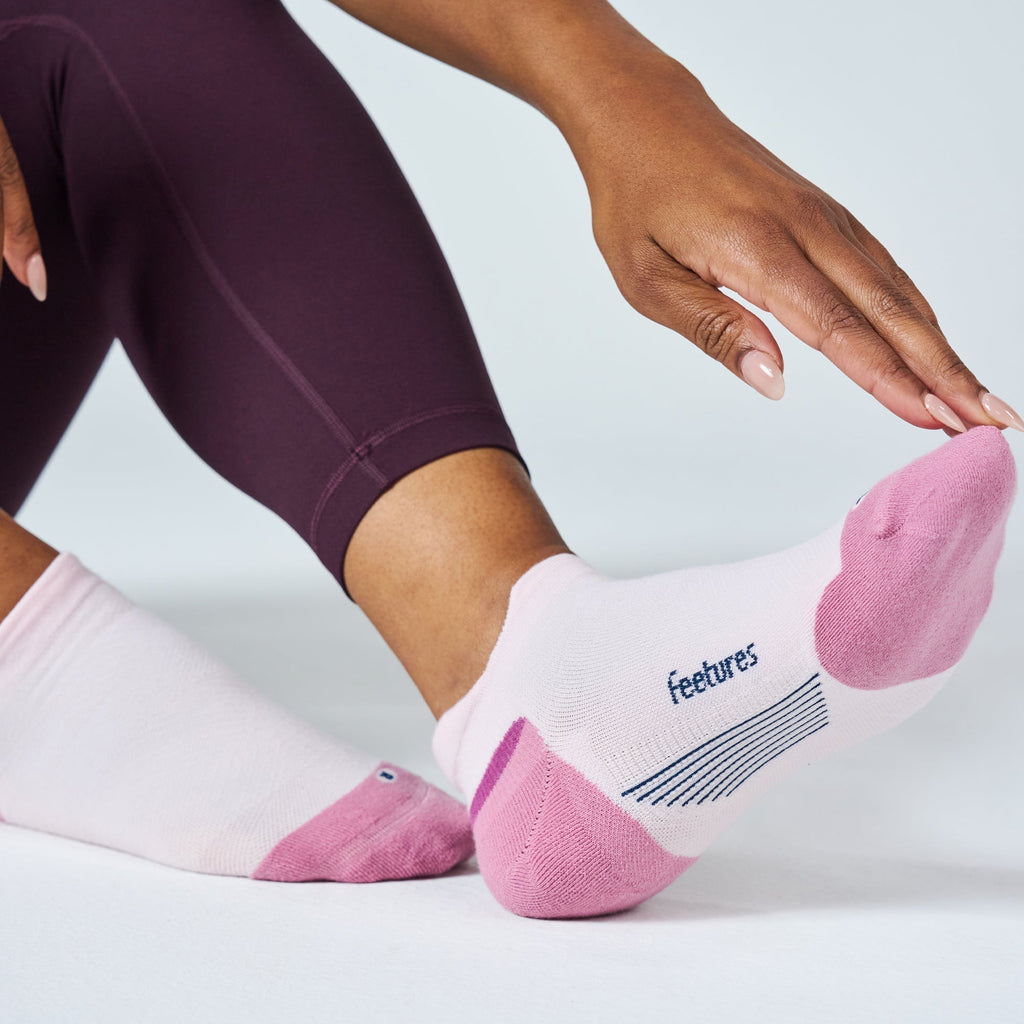 Feetures! Elite Max Cushion No Show Pink Salt medial