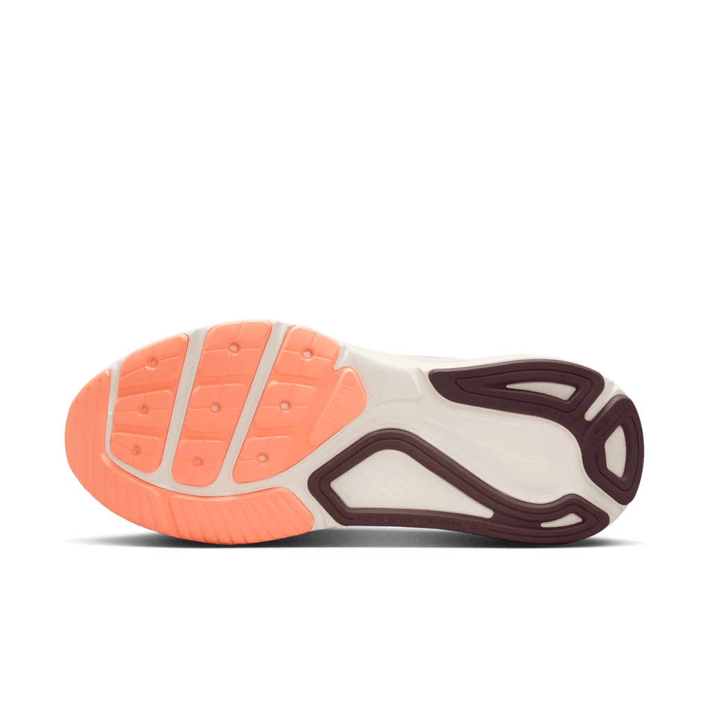 Nike Women's Structure 26 113 Chalk/Tattoo-LtMagenta-OrangePulse outsole