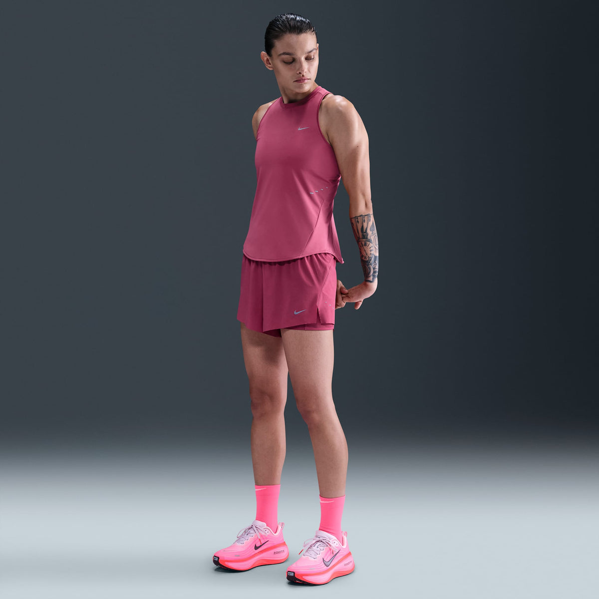 Nike Women's Dri-FIT Running Tank Top 634 Sweet Beet/reflective Silv top