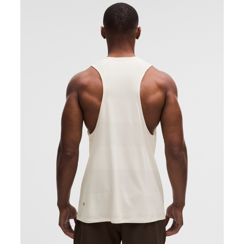 Fast and Free Tank *Perforated Stripe Light Ivory pair angle
