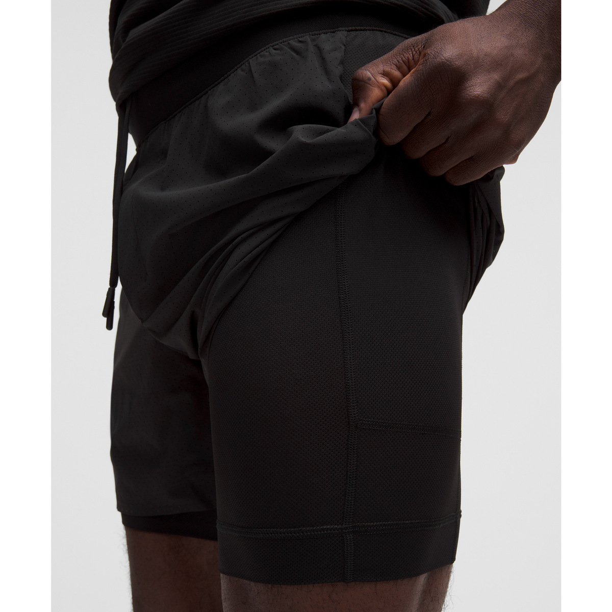 Men's Fast and Free 5" Lined Short Black outsole
