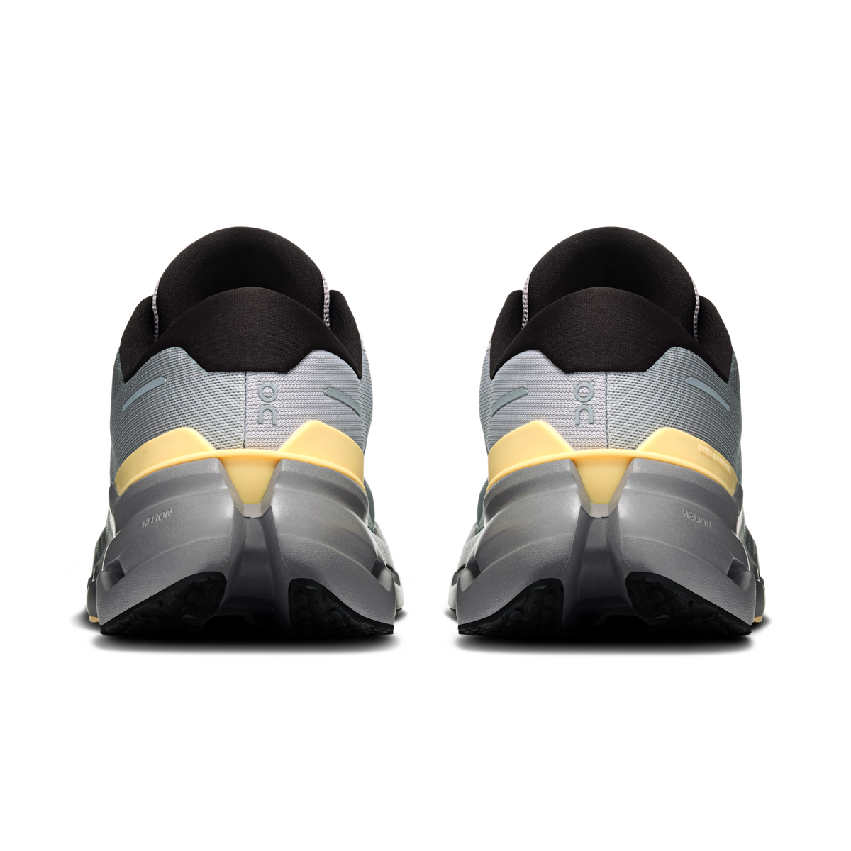 On Running Men's Cloudrunner 3 5244 Platinum/Squash heel