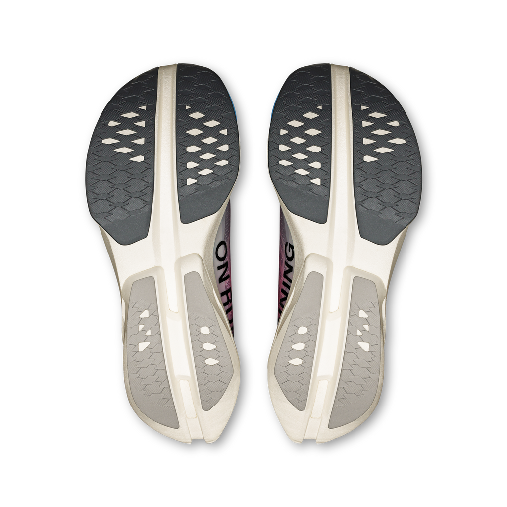On Running Women's Cloudboom Strike 3195 White/Horizon outsole