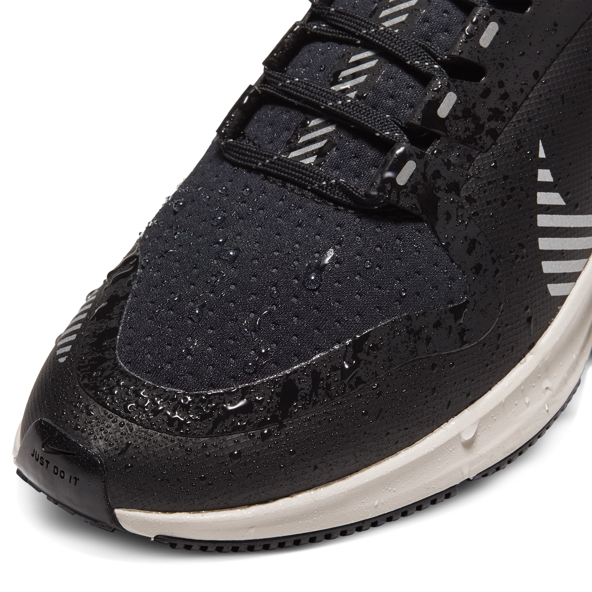 Nike Women's Pegasus 36 Shield 002 Black/SilverDesert Sand top