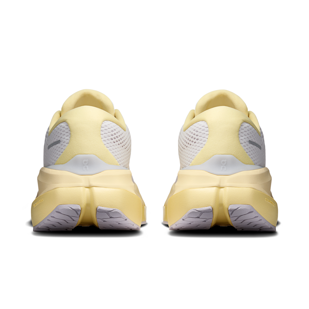 On Running Men's Cloudrunner 3 Max 5065 Ivory/Dijon heel