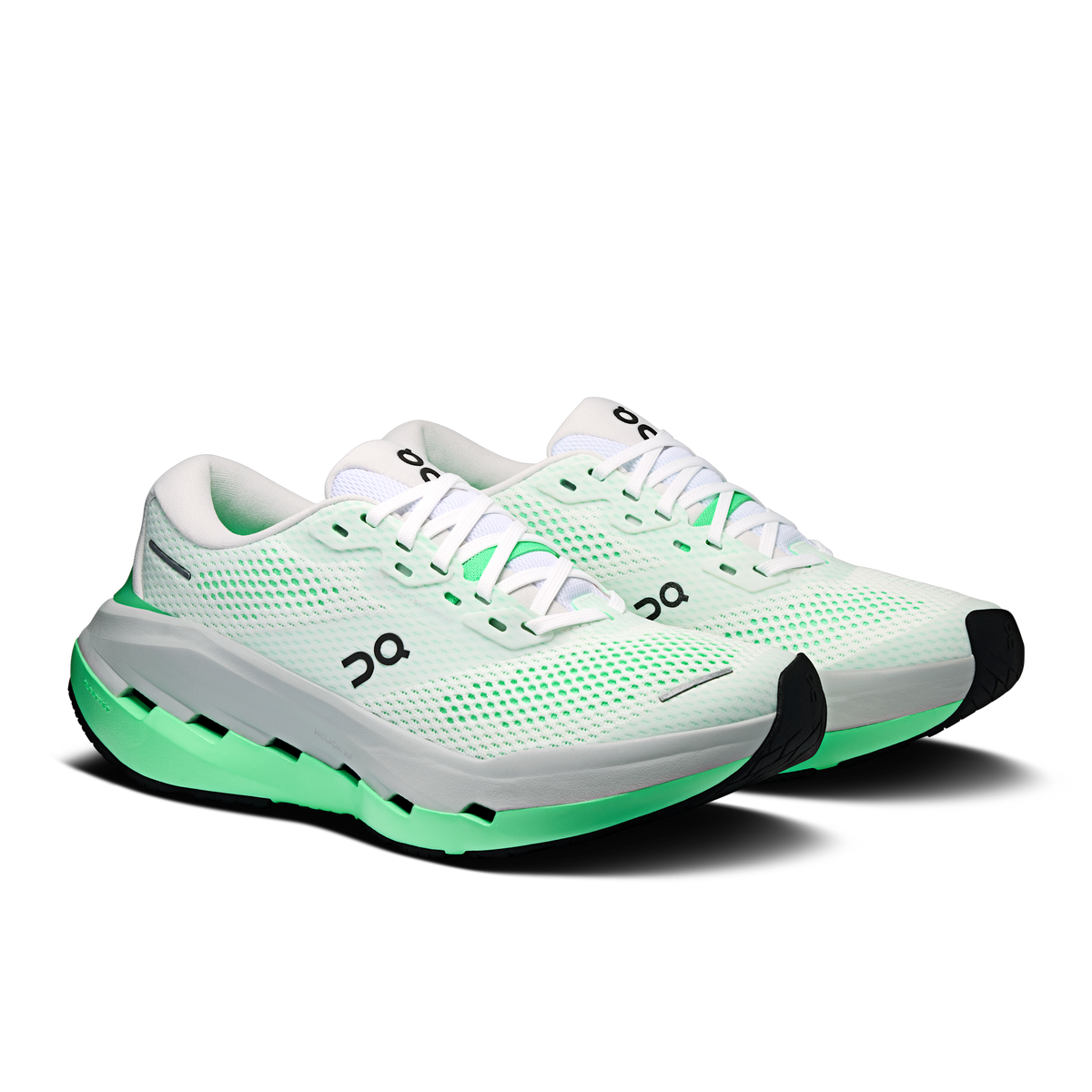 On Running Women's Cloudrunner 3 Max 5363 White/Verdite pair angle