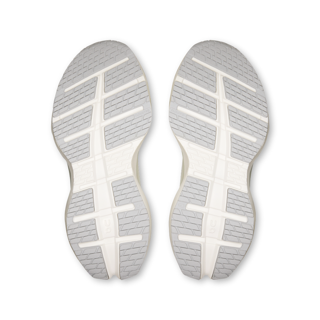 On Running Women's Cloudrunner 3 Max 0813 White/Glacier outsole