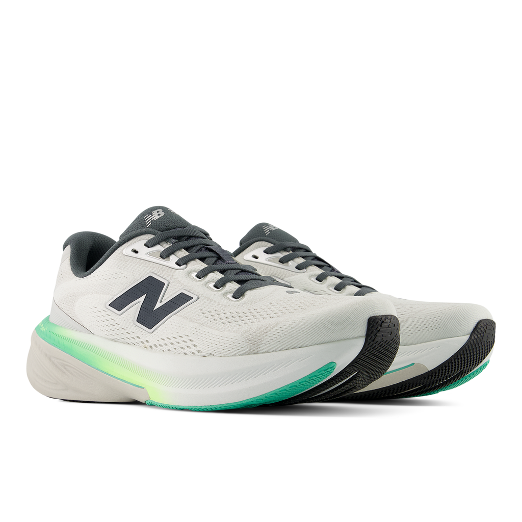 New Balance Men's 860v15 3TW REFLECTION/GRAPHITE pair angle