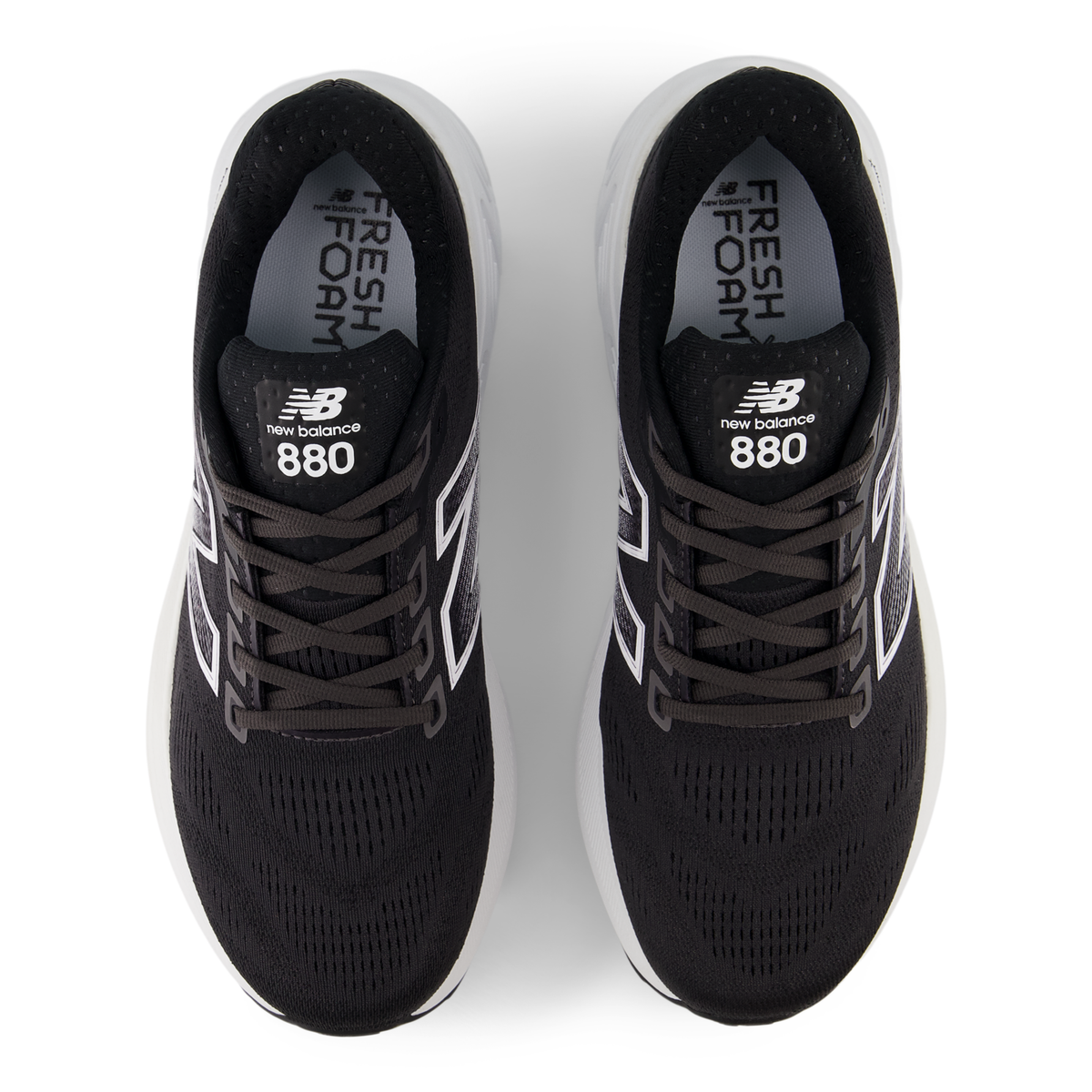 New Balance Men's 880v15 B Black/White/Reflection top