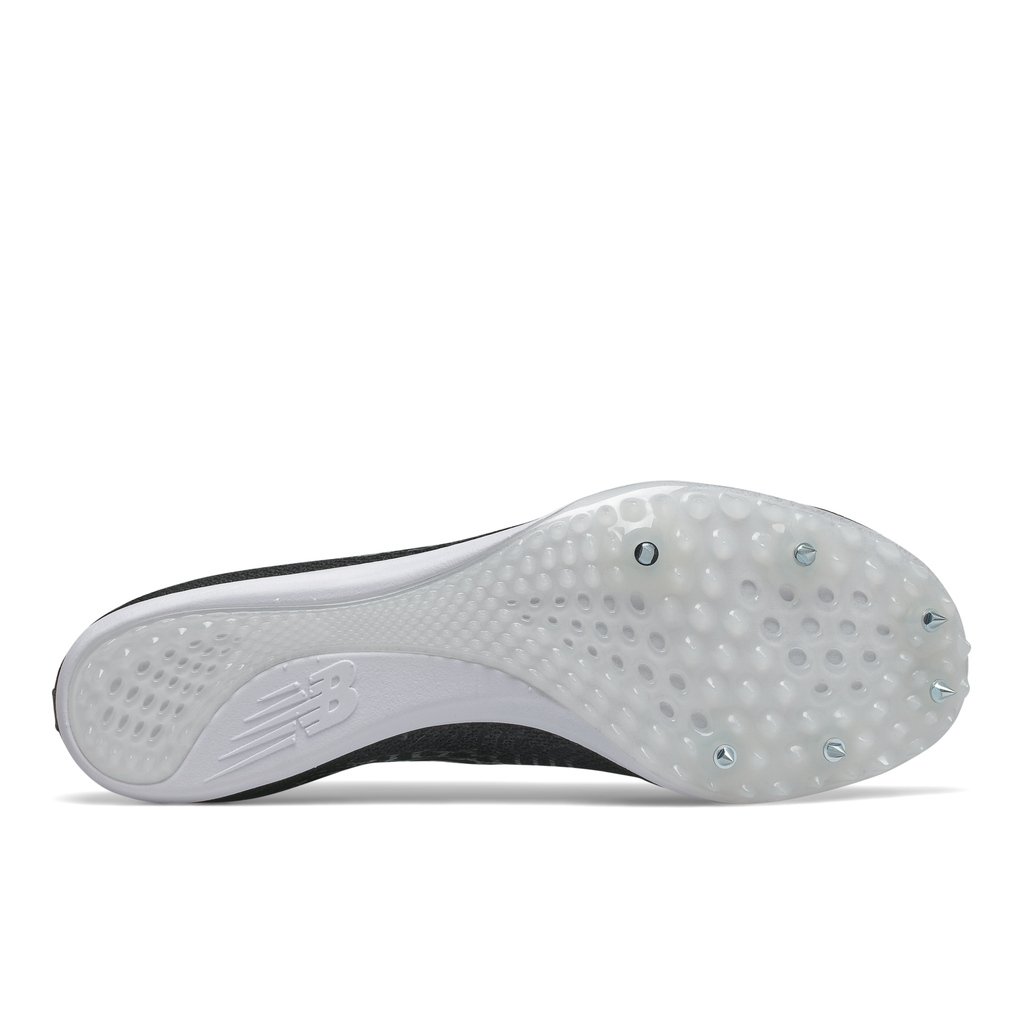 New Balance Men's MD800X7 Black/white outsole