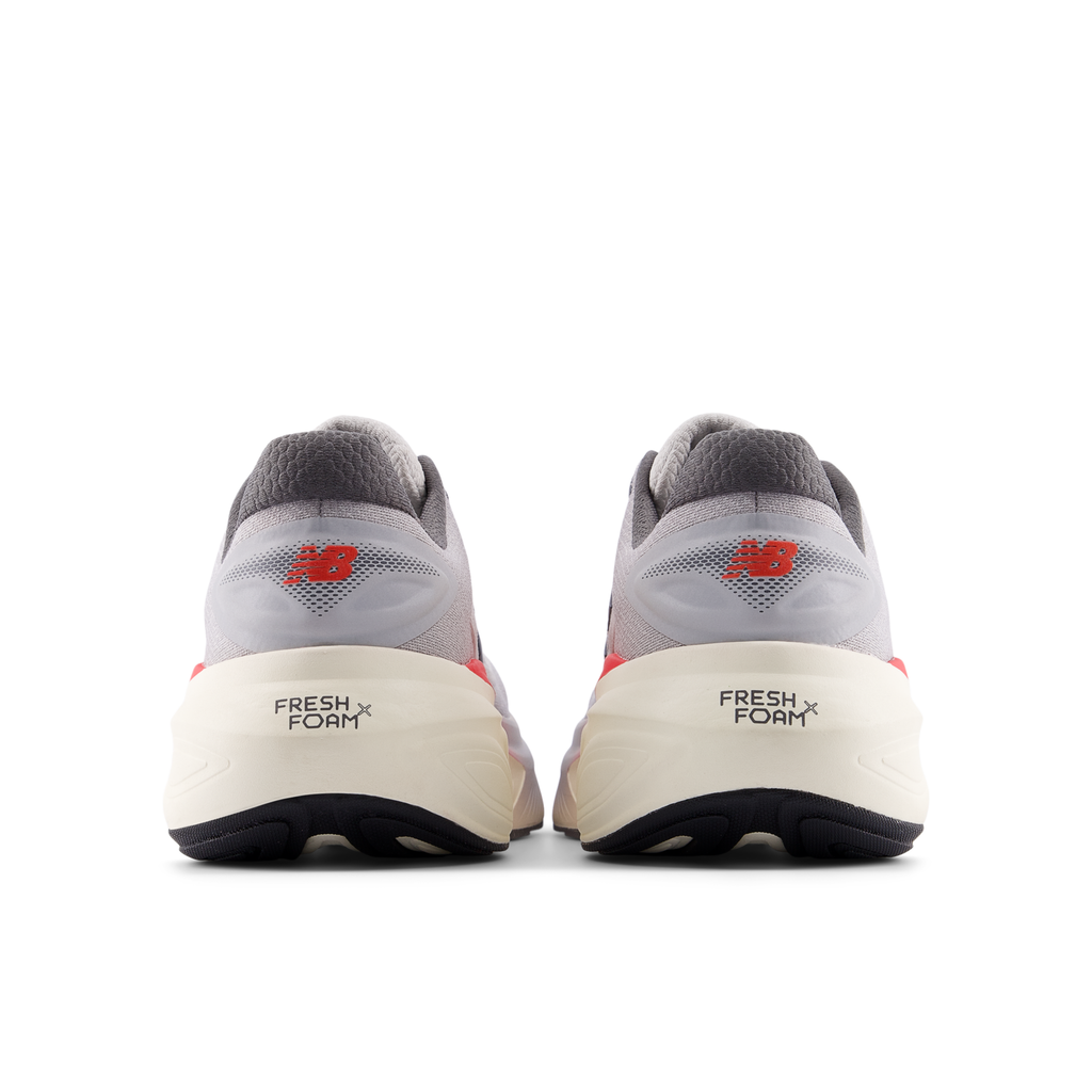 New Balance Men's More v6 LC GREYMATTER/TRUERED/CASTLEROCKLC6 heel