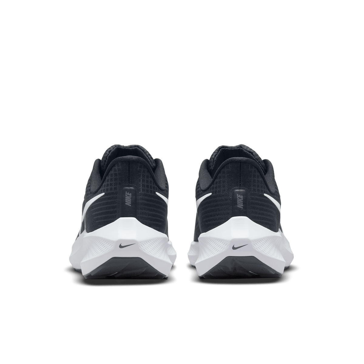 Nike Women's Pegasus 39 001 Black/white heel