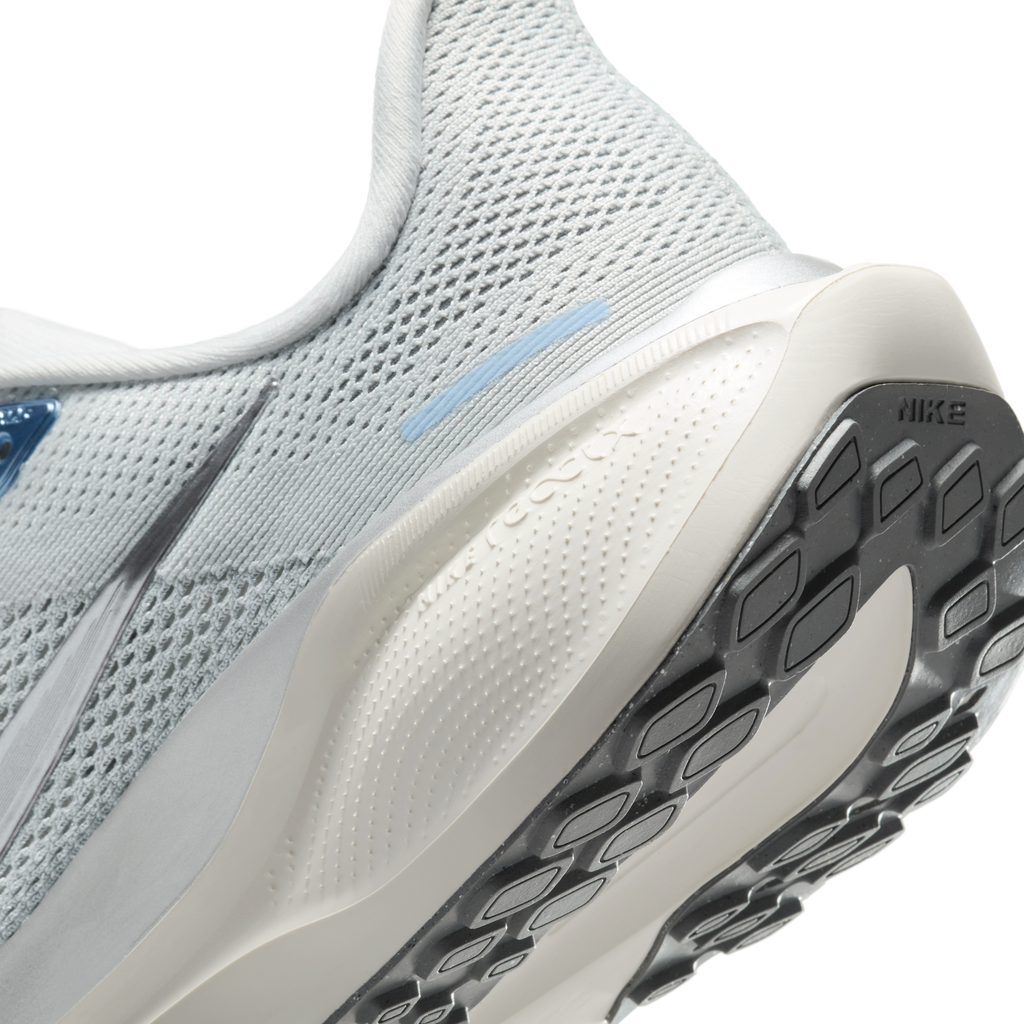 Nike Women's Pegasus 41 007 PhotonDust/MtlcPewterSailEchoPink detail 2