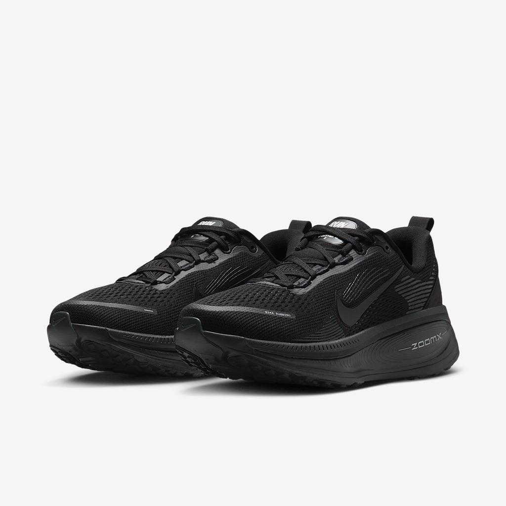 Nike Women's Vomero 18 004 Black/Black-DkSmokeGrey-LtSmokeGrey pair angle