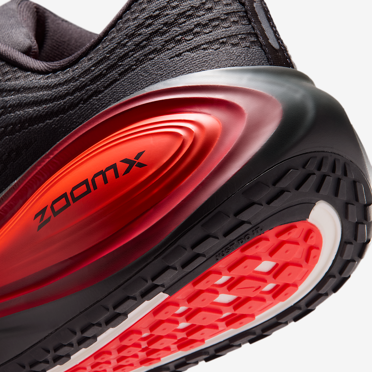 Nike Men's Vomero Plus 017 Anthracite/Black-BrightCrimson detail 2