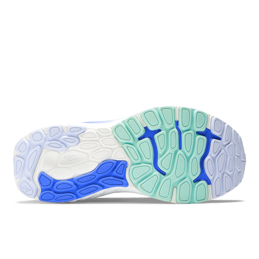 New Balance Women's 860 v13 B Blue outsole