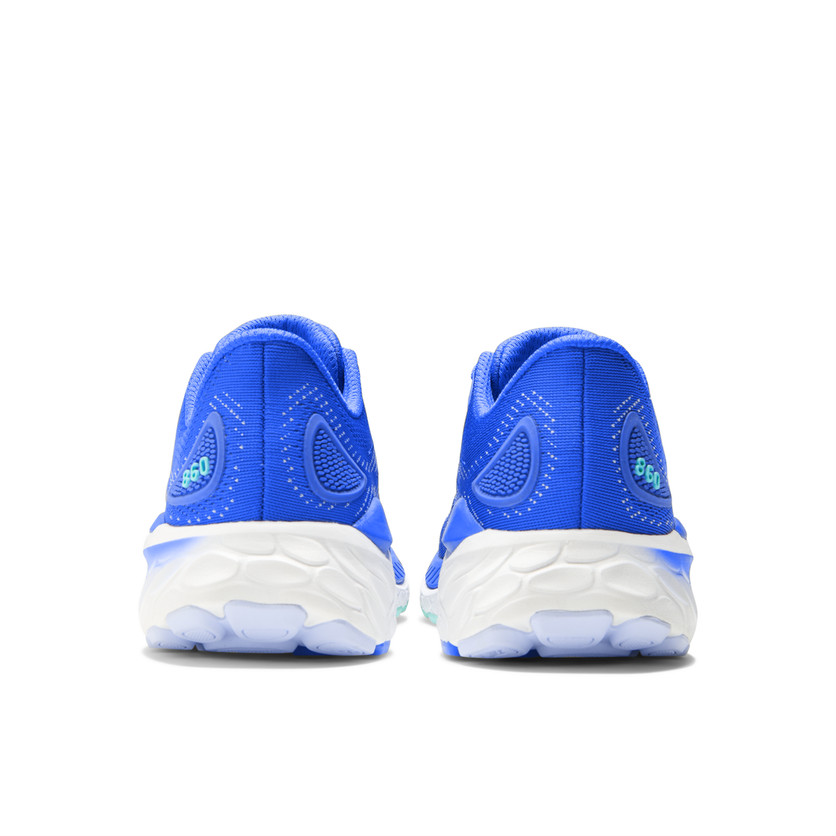New Balance Women's 860 v13 B Blue heel