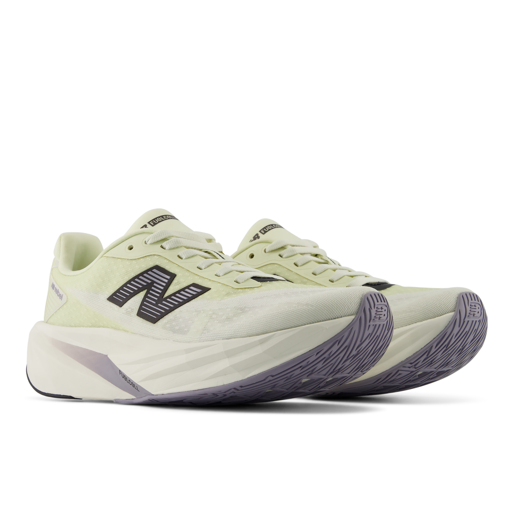 New Balance Women's FuelCell Rebel v5 8UV Pistachiobutter/Seasalt pair angle